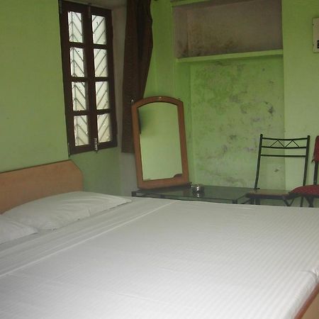 Shivakashi Guest House Varanasi Ngoại thất bức ảnh